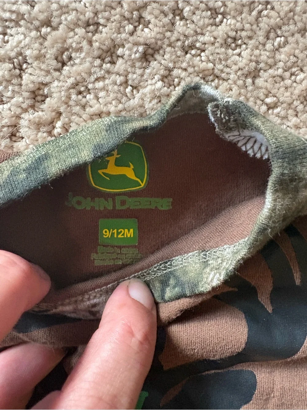 John Deere Brown Camouflage Sleeve 